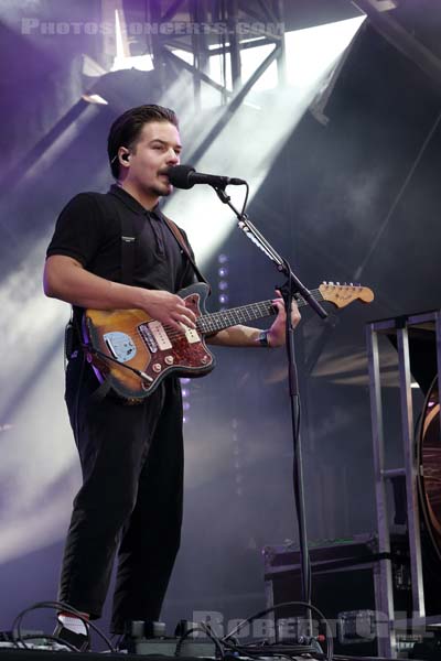 MILKY CHANCE - 2018-06-22 - PARIS - Hippodrome de Longchamp - Bagatelle - 